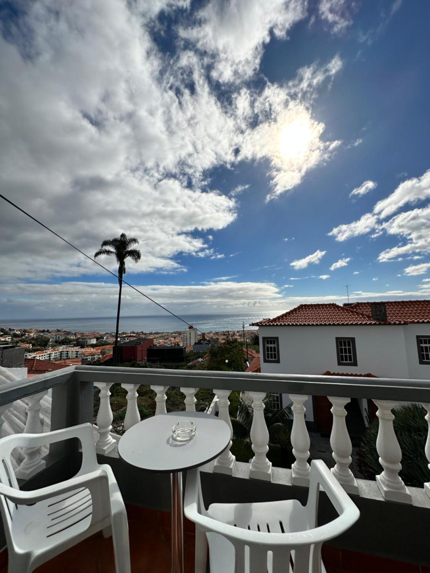 Valhalla Panorama - The Old Residencial Pina Funchal  Room photo