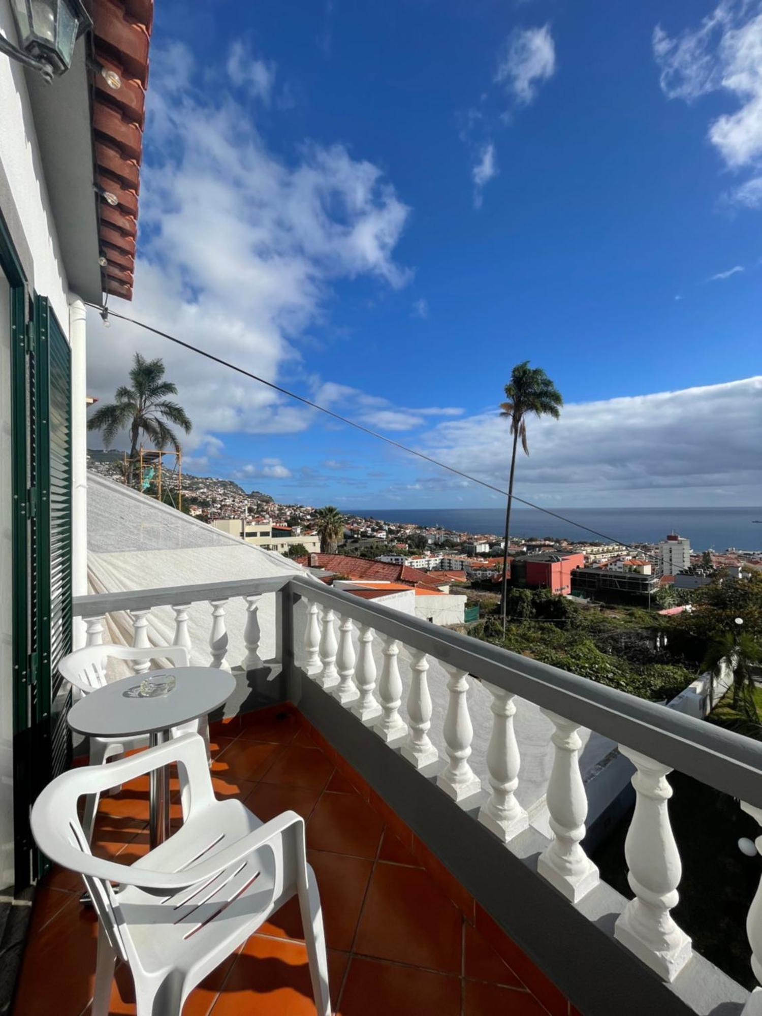 Valhalla Panorama - The Old Residencial Pina Funchal  Room photo