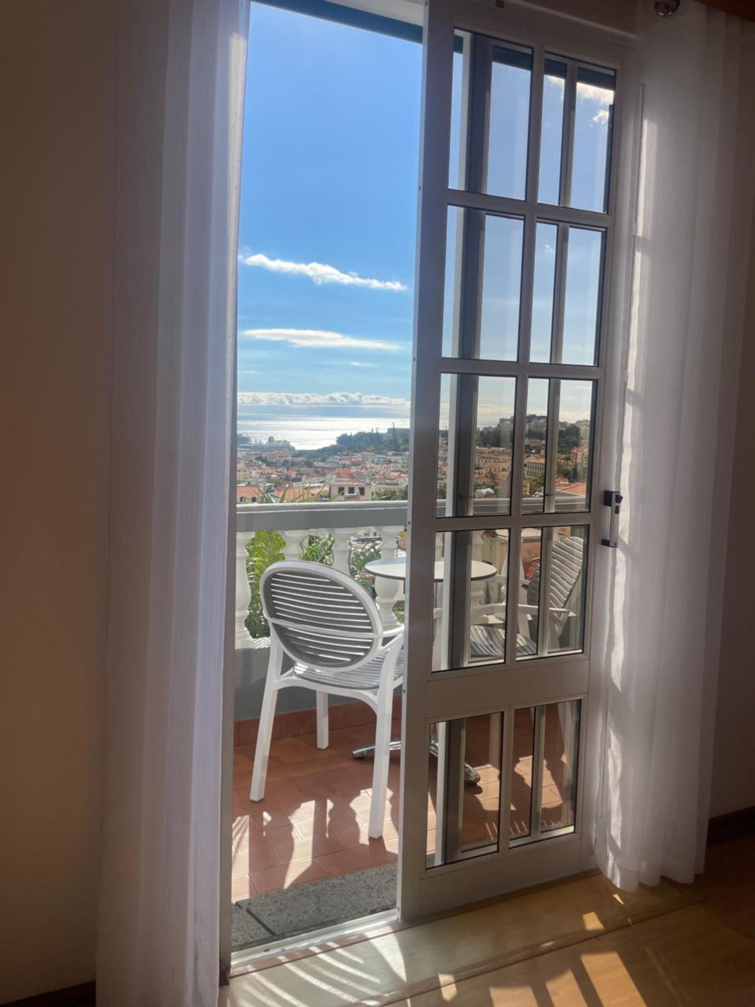 Valhalla Panorama - The Old Residencial Pina Funchal  Room photo