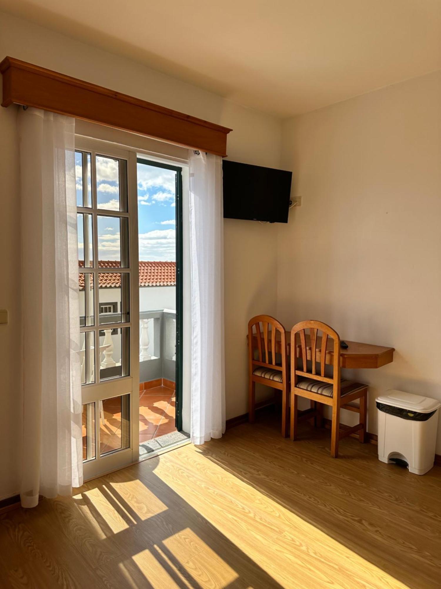 Valhalla Panorama - The Old Residencial Pina Funchal  Room photo